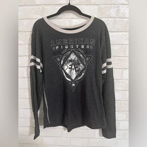 American Fighter by Buckle Gray Scoop-Neck Graphic Women's T-Shirt size L #0622